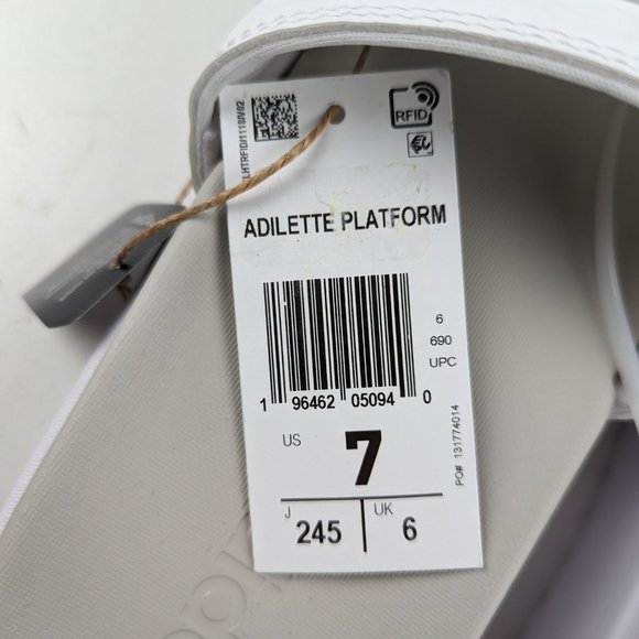 Women's Adidas Adilette Platform Slides Cloud White / Zero Metalic / Grey One - Picture 8 of 8